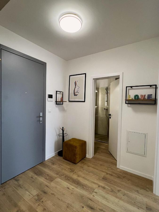 Cozy Stay Apartment Trencin Ngoại thất bức ảnh