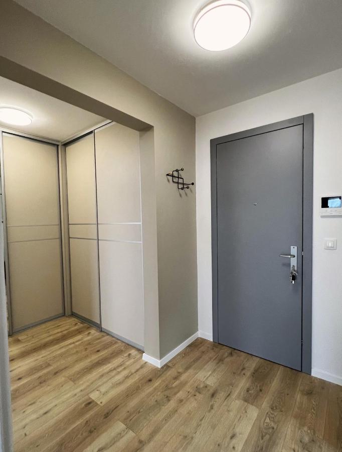 Cozy Stay Apartment Trencin Ngoại thất bức ảnh