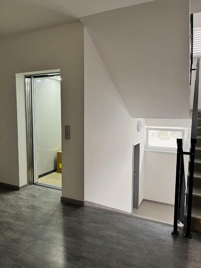 Cozy Stay Apartment Trencin Ngoại thất bức ảnh
