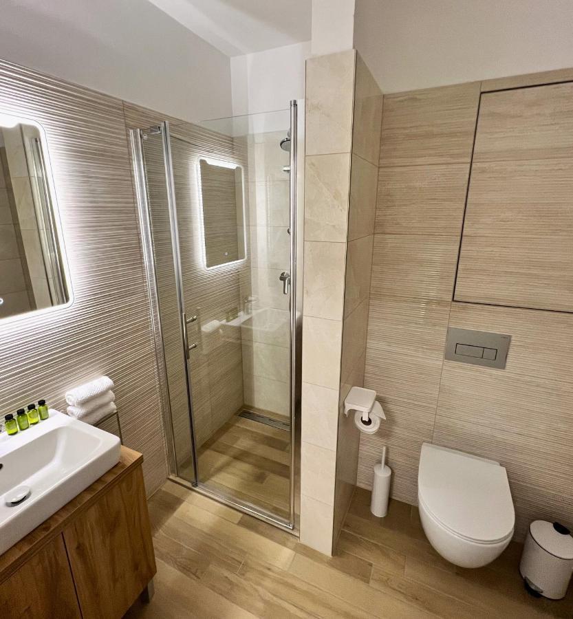 Cozy Stay Apartment Trencin Ngoại thất bức ảnh