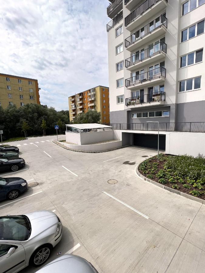 Cozy Stay Apartment Trencin Ngoại thất bức ảnh