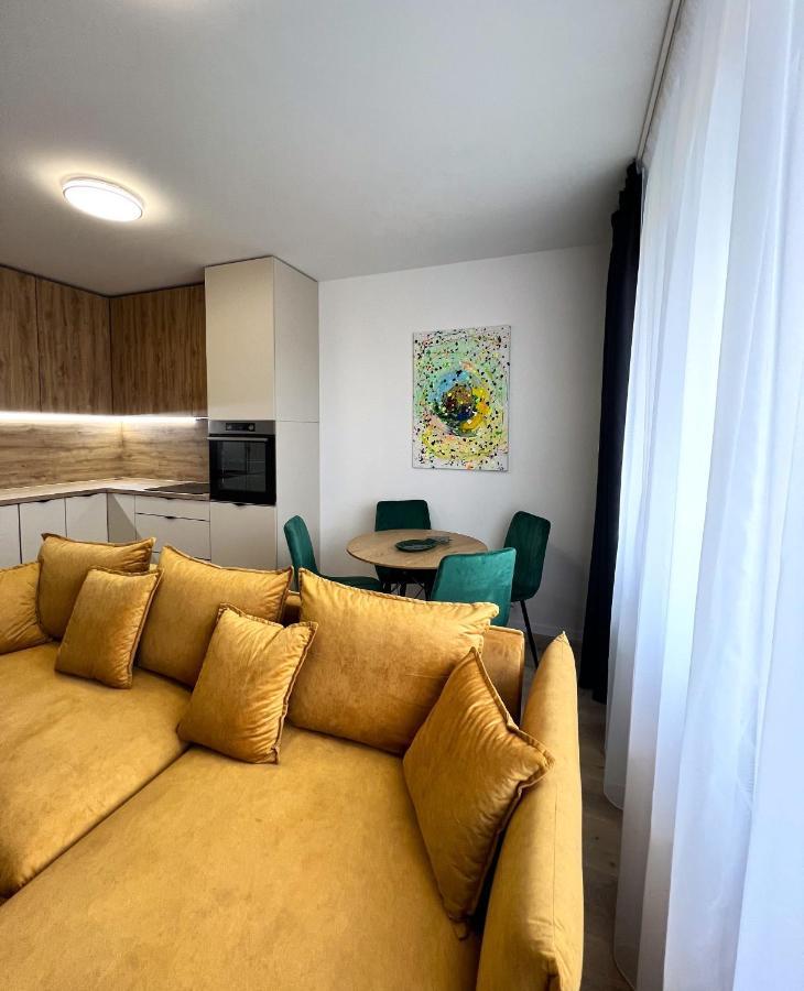 Cozy Stay Apartment Trencin Ngoại thất bức ảnh