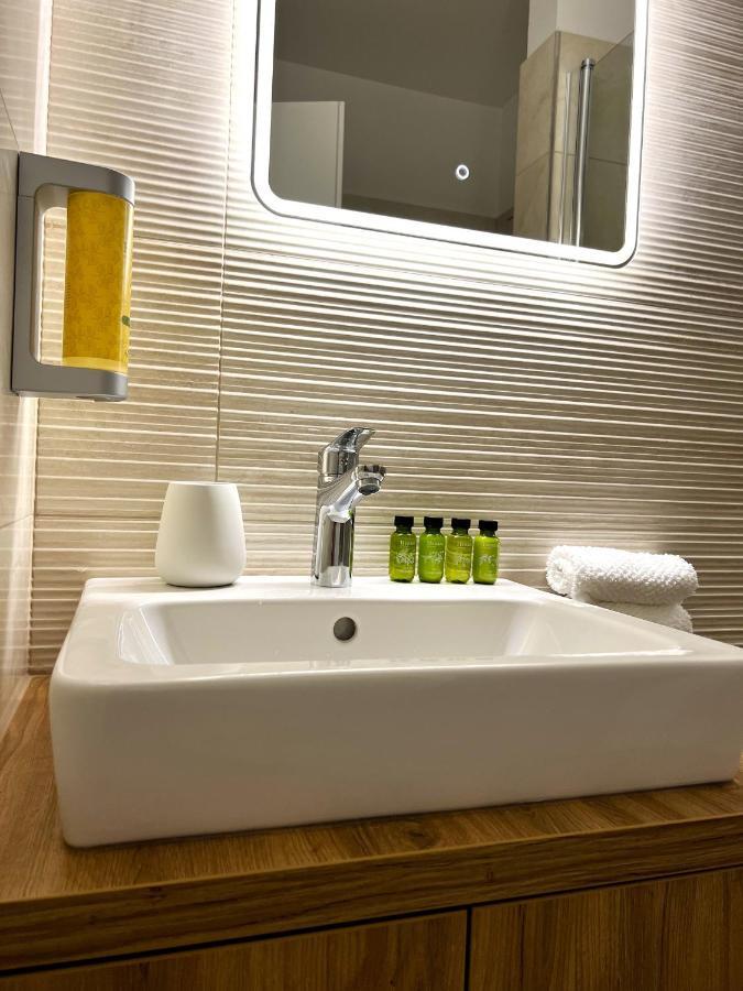 Cozy Stay Apartment Trencin Ngoại thất bức ảnh