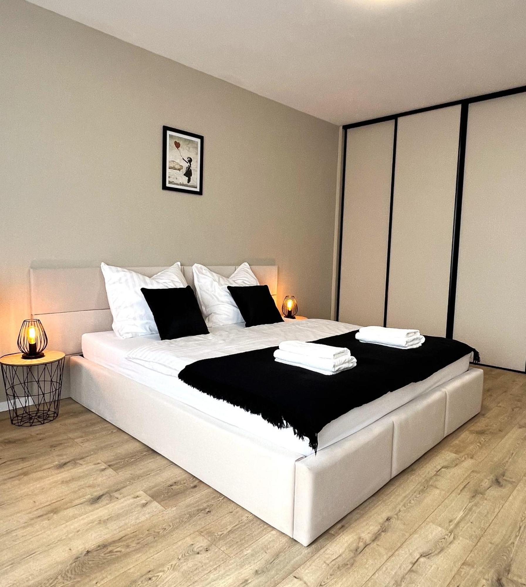 Cozy Stay Apartment Trencin Ngoại thất bức ảnh